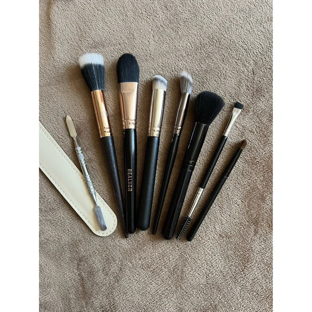 Makeup Brushes Bundle & Roll Storage Portable Bag - Assorted Brands
